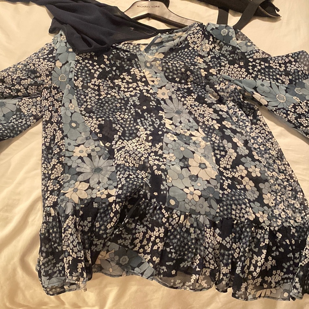 Mc Flowy Top - image 1